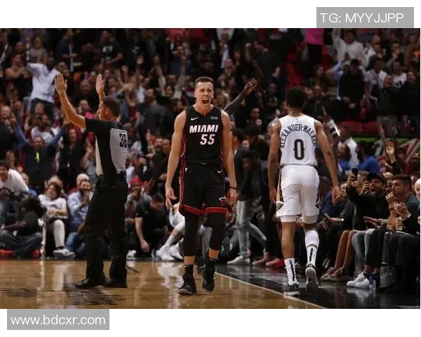 韦德退役战，热火盖伊绝杀篮网——传奇谢幕与新星崛起